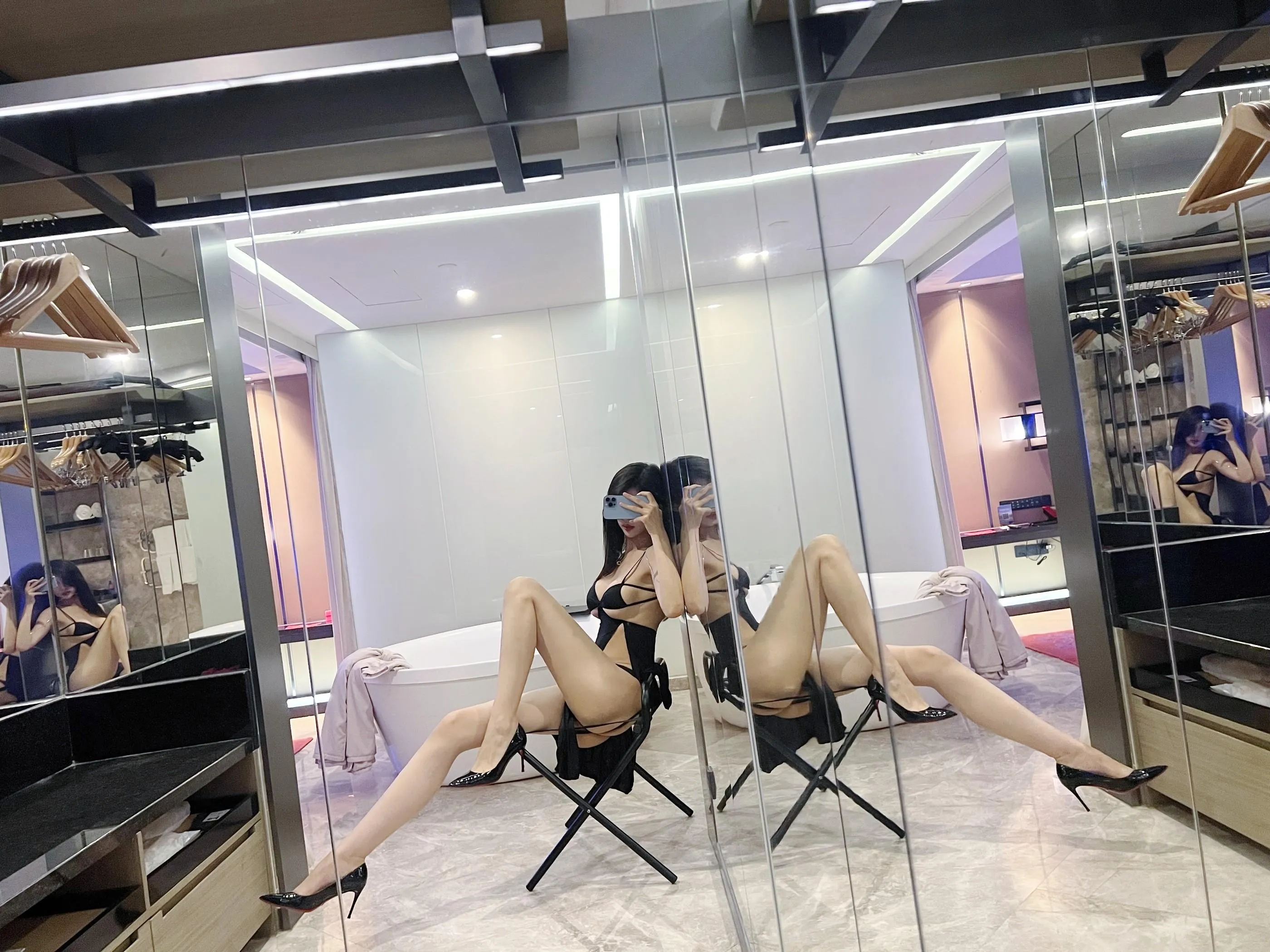 NO.025 葛征GEZHENG – 情趣酒店 [22P]插图1